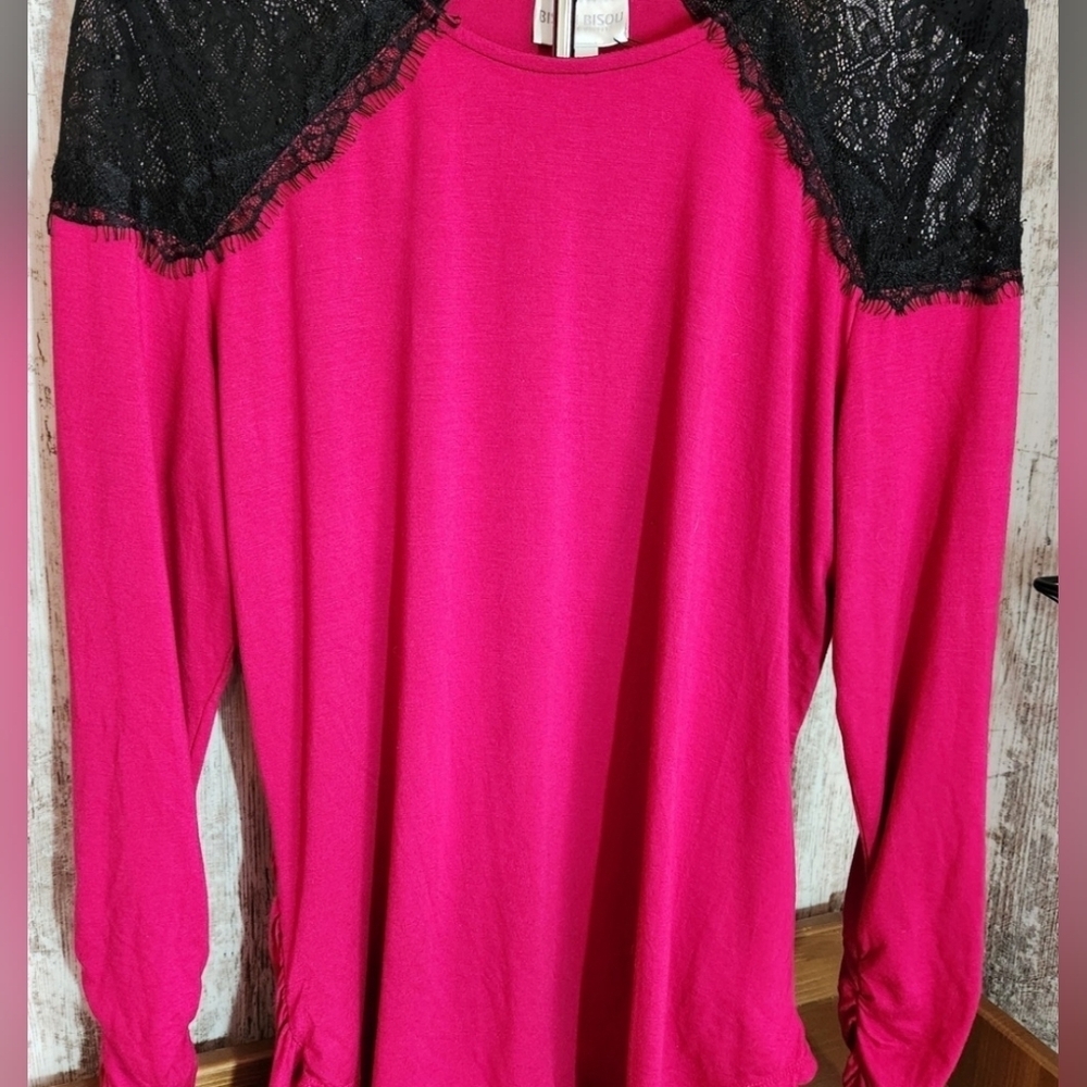 Women's Dark Pink Black Lace Accents Long Sleeve Shirt XL